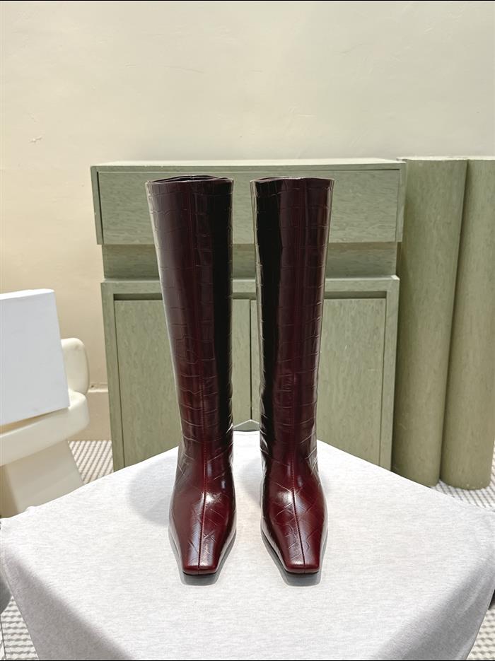 20251128174410895 460